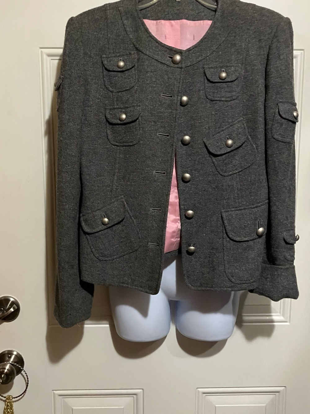Classic Women's Gray Button-Front Military Pocket Jacket - Unbranded